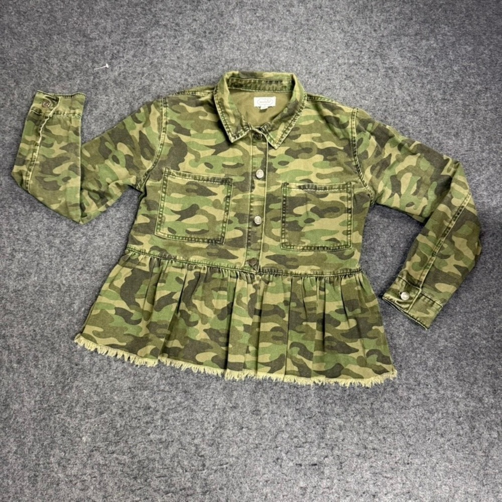 Mud‎ Pie Camo Peplum Denim Jacket Womens M Long Sleeve Button Down Frayed Hem